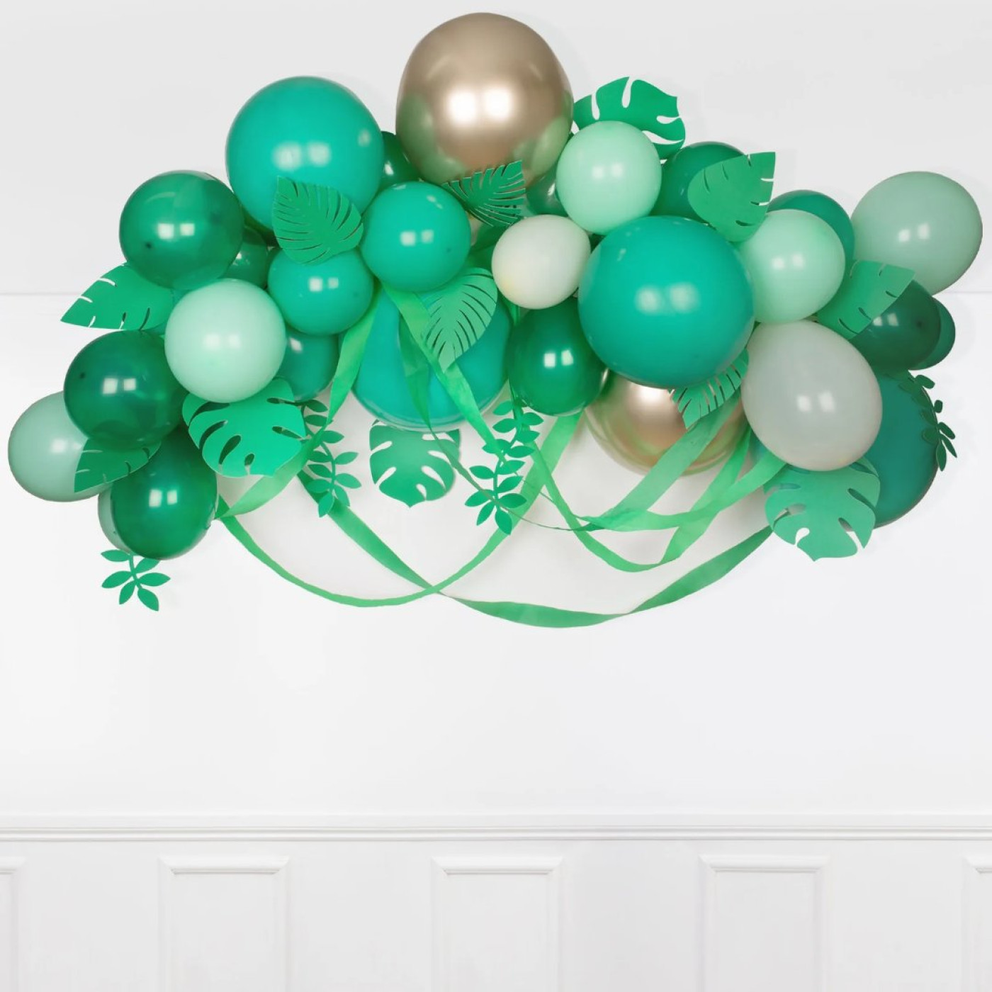 Meri Meri - Leafy Green Balloon Arch Kit - Yapraklı Yeşil Balon Kiti - 44 balon - 222651 - 636997275864