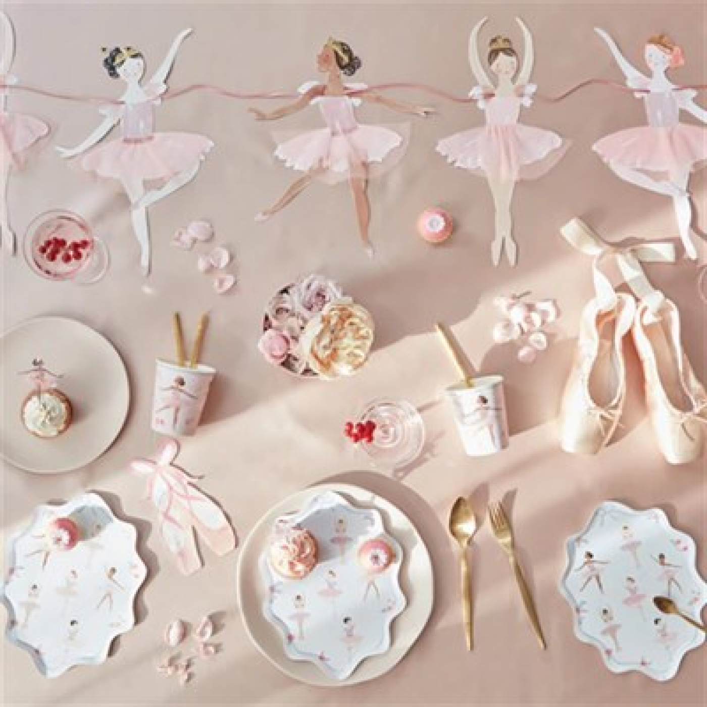 Meri Meri - Ballerina Plates - Balerin Tabaklar - 8li Meri Meri - Ballerina Plates - Balerin Tabaklar - 8li