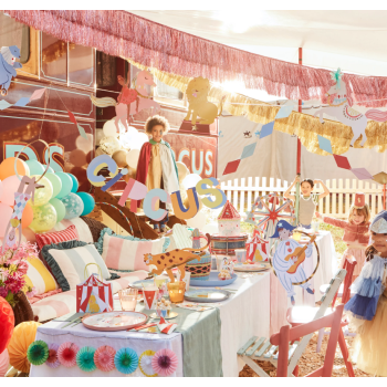 Meri Meri - Circus Garland - Sirk Asılan Süs Meri Meri - Circus Garland - Sirk Asılan Süs