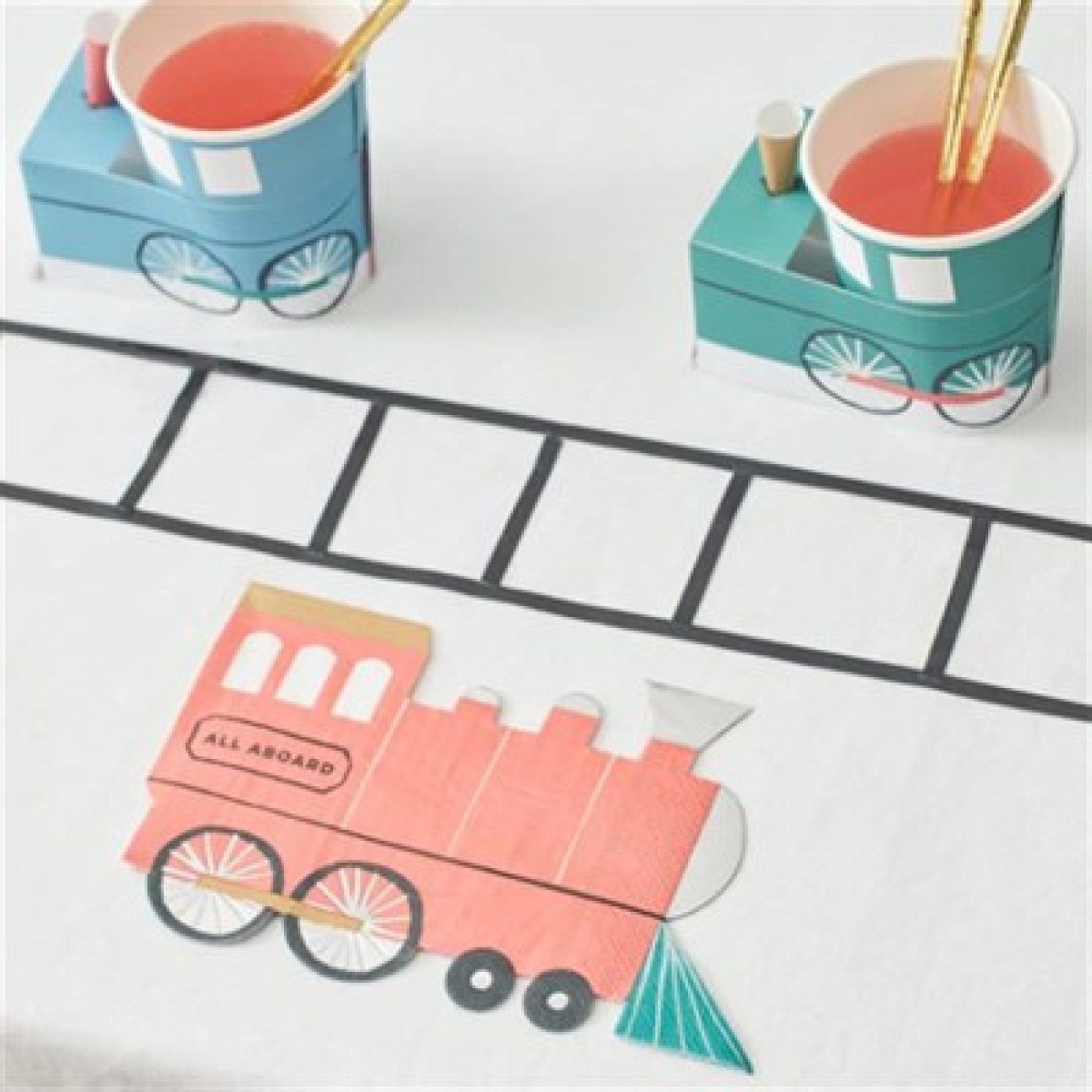 Meri Meri - Train Napkin - Tren Peçete - 16Lı - 636997275345 Meri Meri - Train Napkin - Tren Peçete - 16Lı - 636997275345 - 636997275345