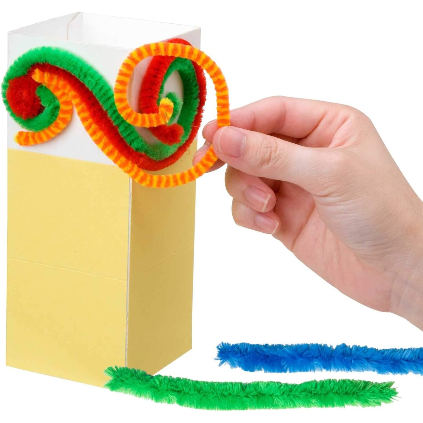 Alex - Pipe Cleaner Vase