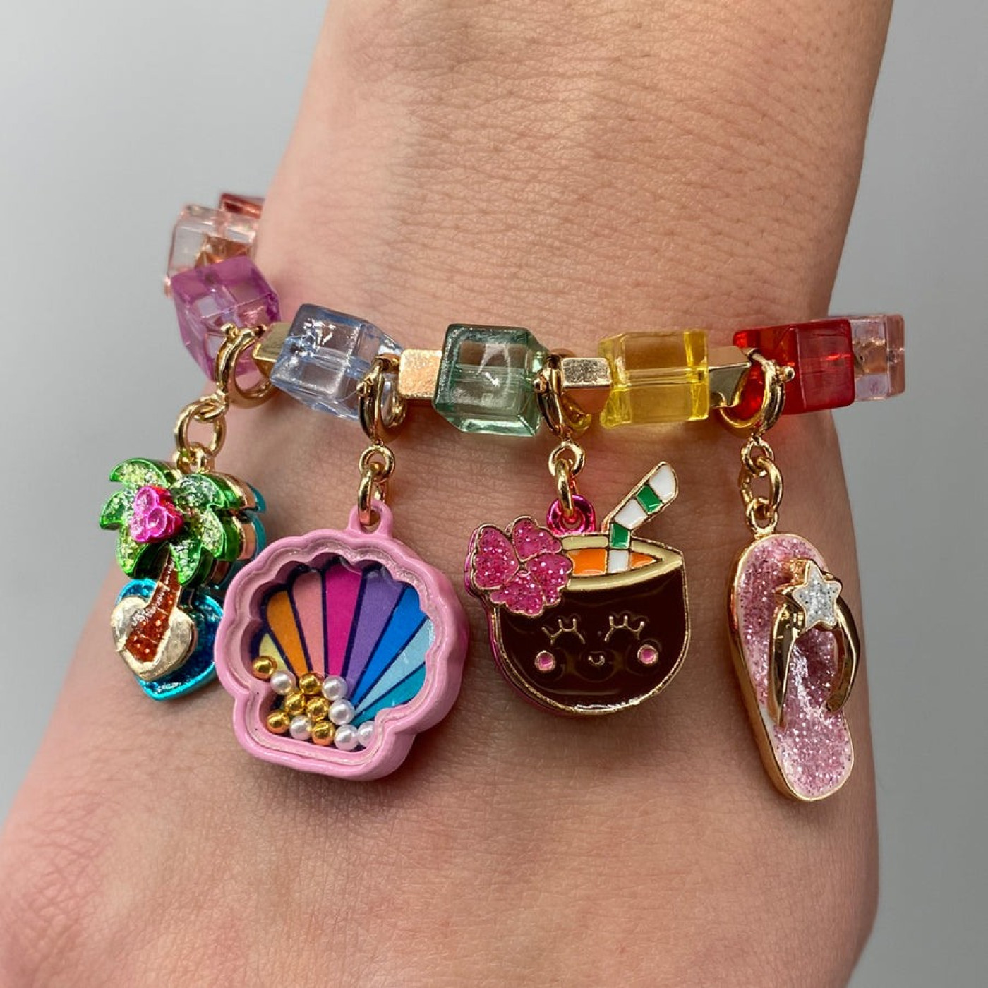 Gold Shell Shaker Charm - CICC1438 - 794187090625