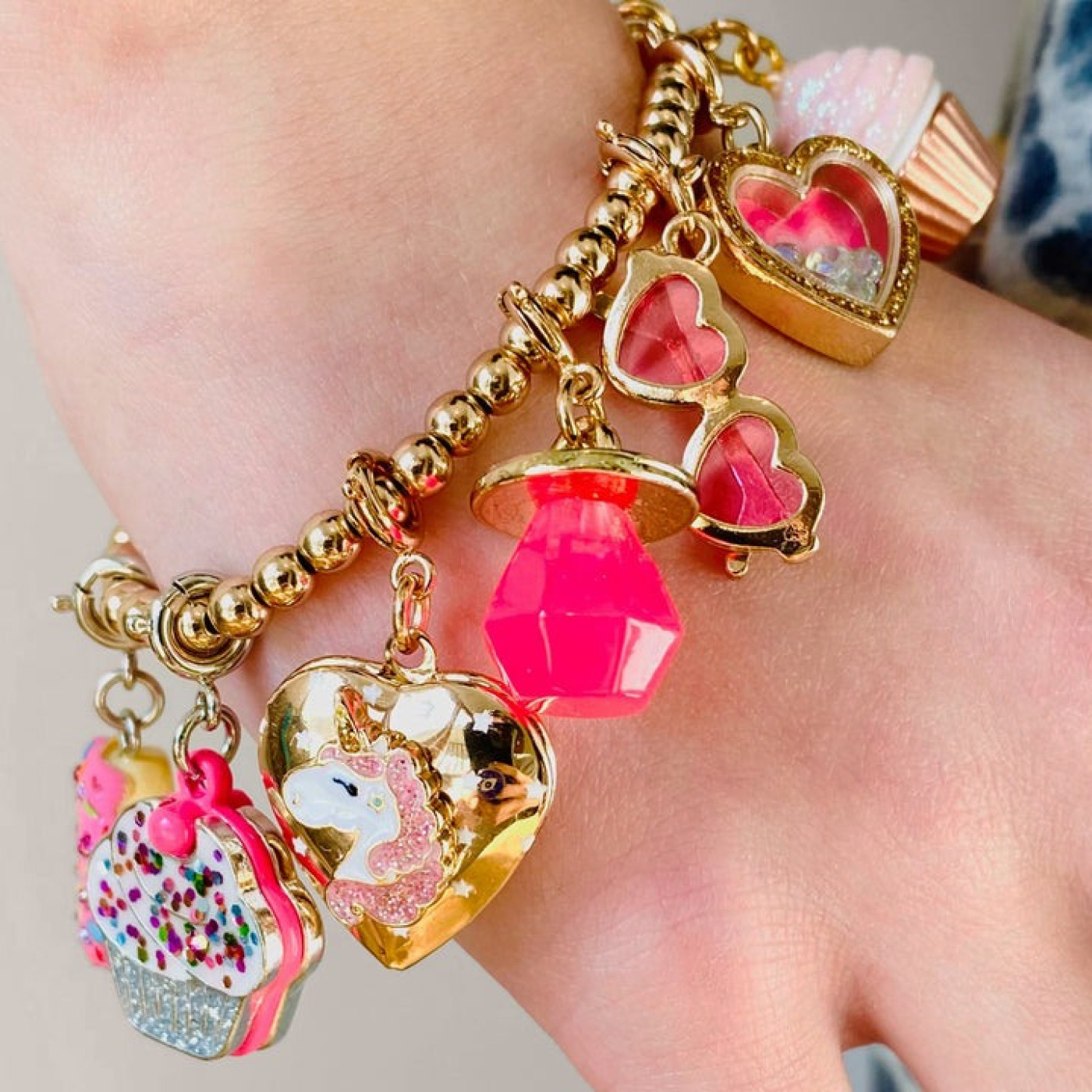 Gold Heart Shaker Charm - CICC1293 - 794187077718