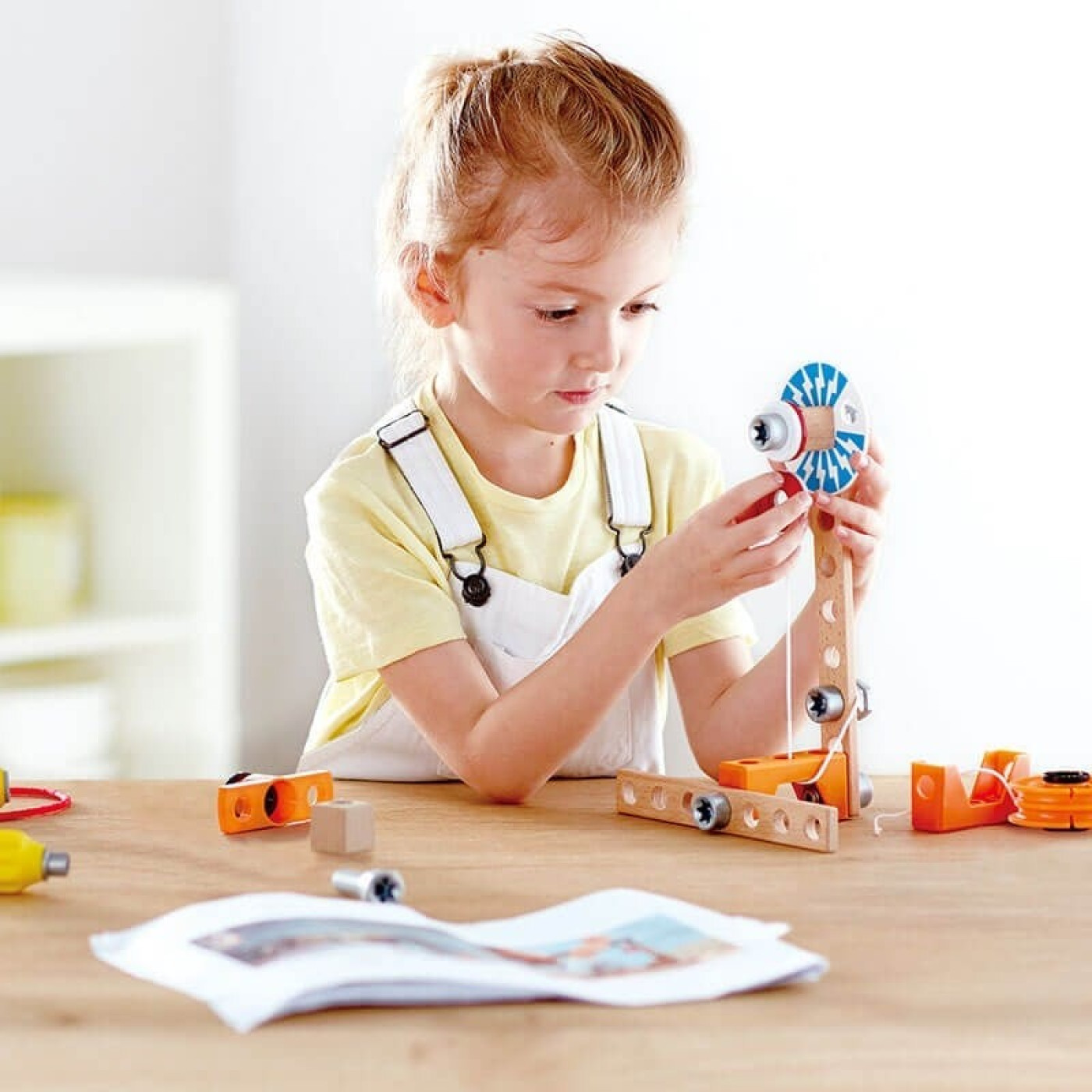 Hape Mıknatıslı Oyuncak Bilim Laboratuvarı - E3033 - 6943478029071