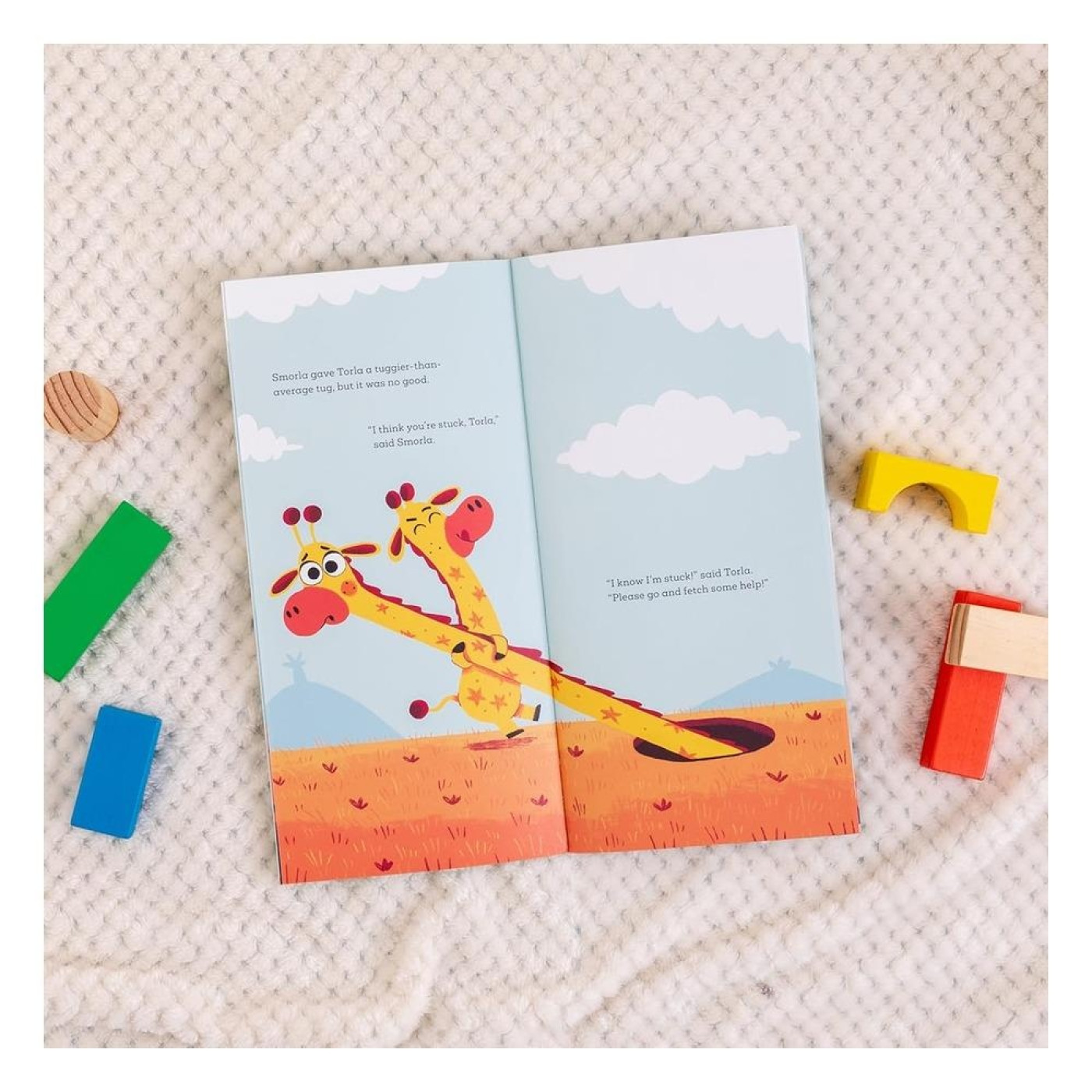 Torla and Smorla and the Deeper Than Average Hole - 9780711288126 - 9780711288126