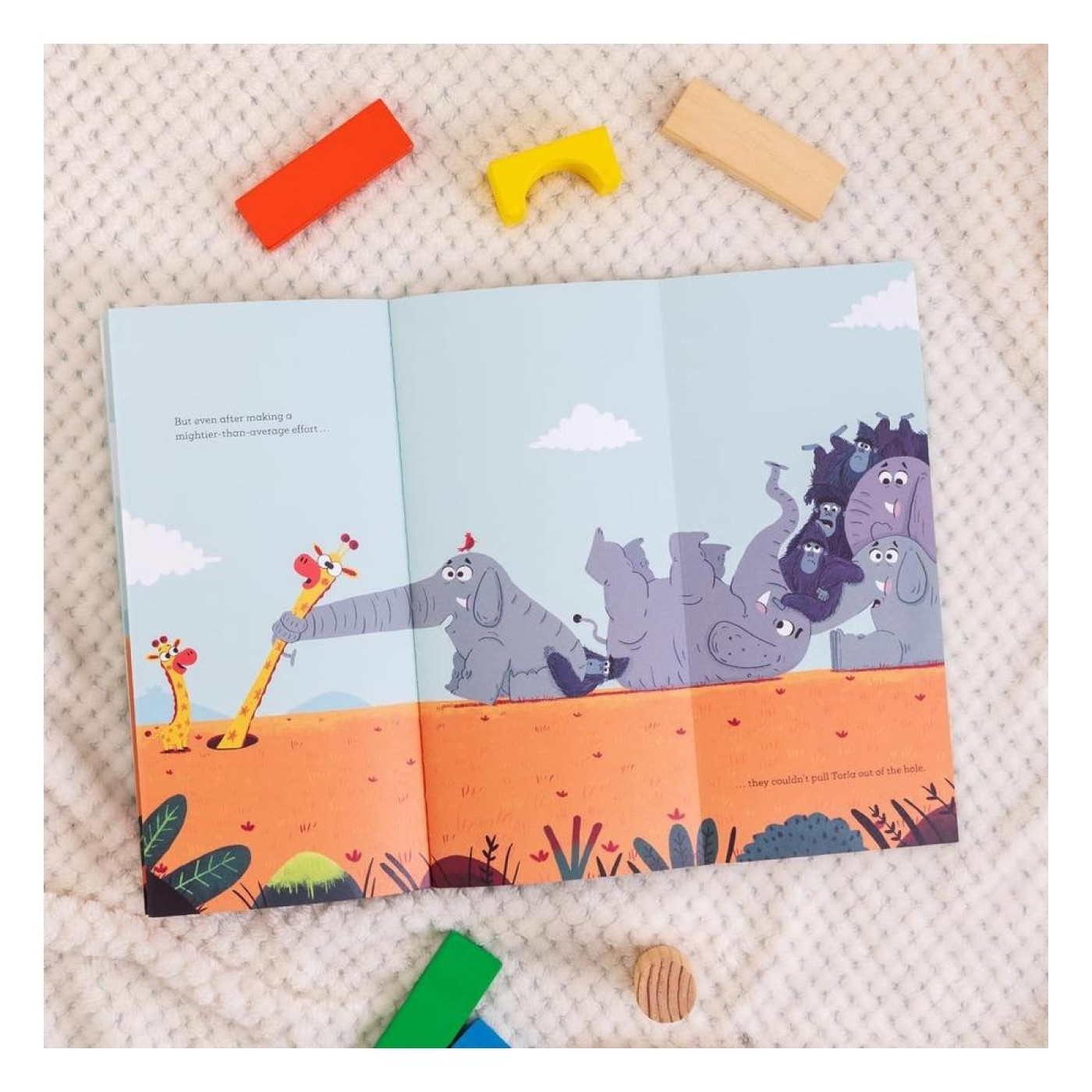 Torla and Smorla and the Deeper Than Average Hole - 9780711288126 - 9780711288126