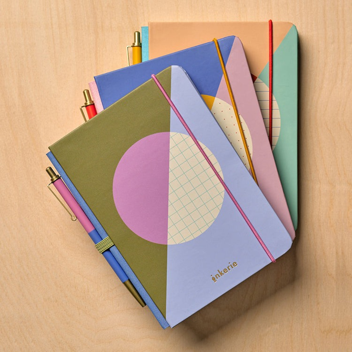 Kikkerland - Kareli Mini Notebook ve Kalem Kikkerland - Kareli Mini Notebook ve Kalem