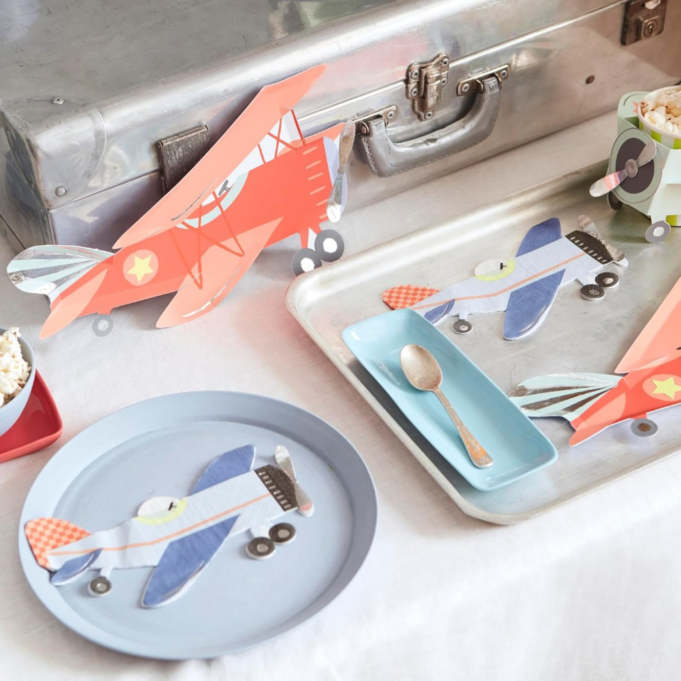Meri Meri - Plane Napkins - Uçak Peçeteler (X16) - 636997288826 Meri Meri - Plane Napkins - Uçak Peçeteler (X16) - 275846 - 636997288826