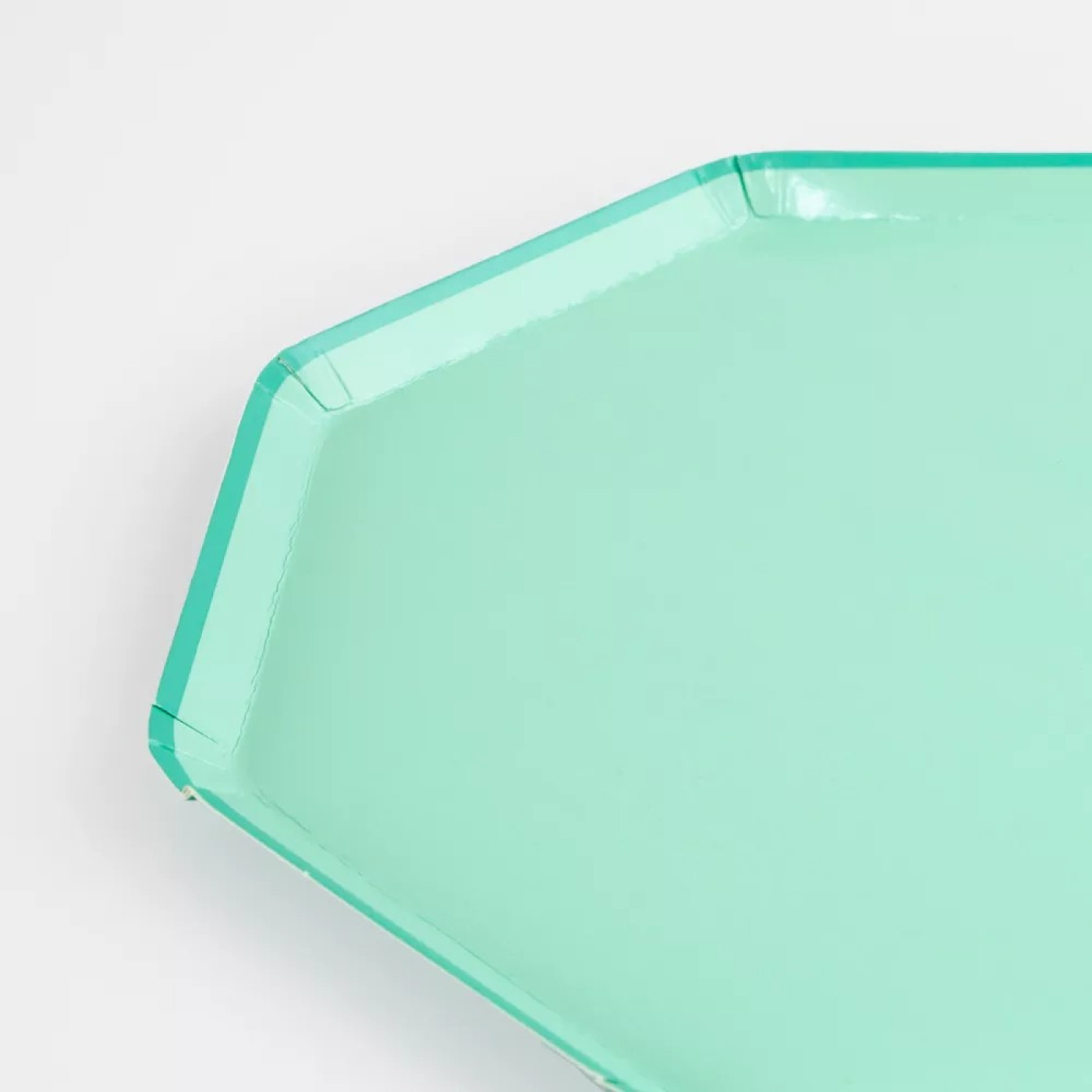 Meri Meri - Sea Foam Green Side Plates - Deniz Köpüğü Yeşili Tabaklar (M) (X8) - 636997289717 Meri Meri - Sea Foam Green Side Plates - Deniz Köpüğü Yeşili Tabaklar (M) (X8) - 276647 - 636997289717