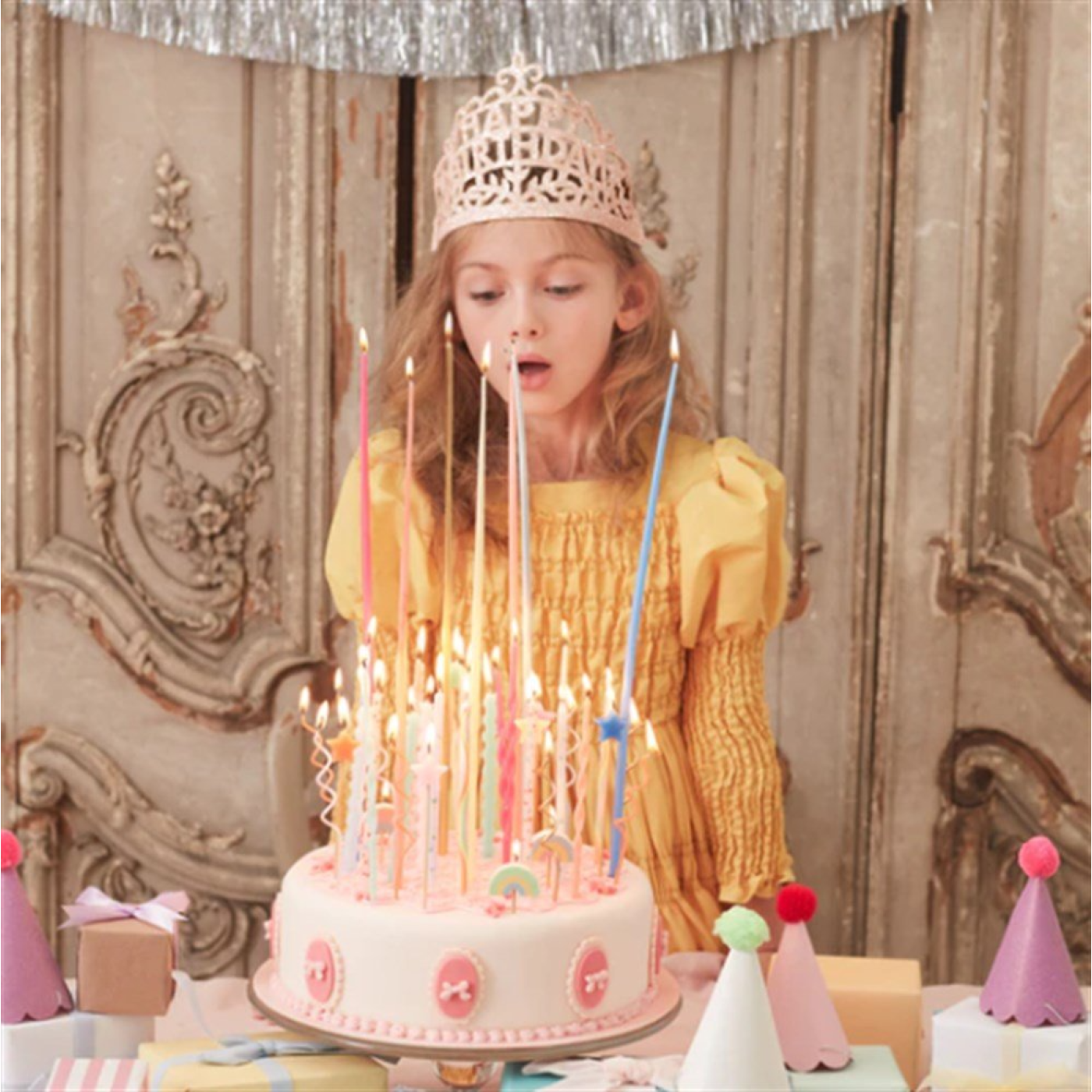 Meri Meri - Gold Swirly Candles - Altın Kıvrımlı Mumlar - 20li - 222489 - 636997275680