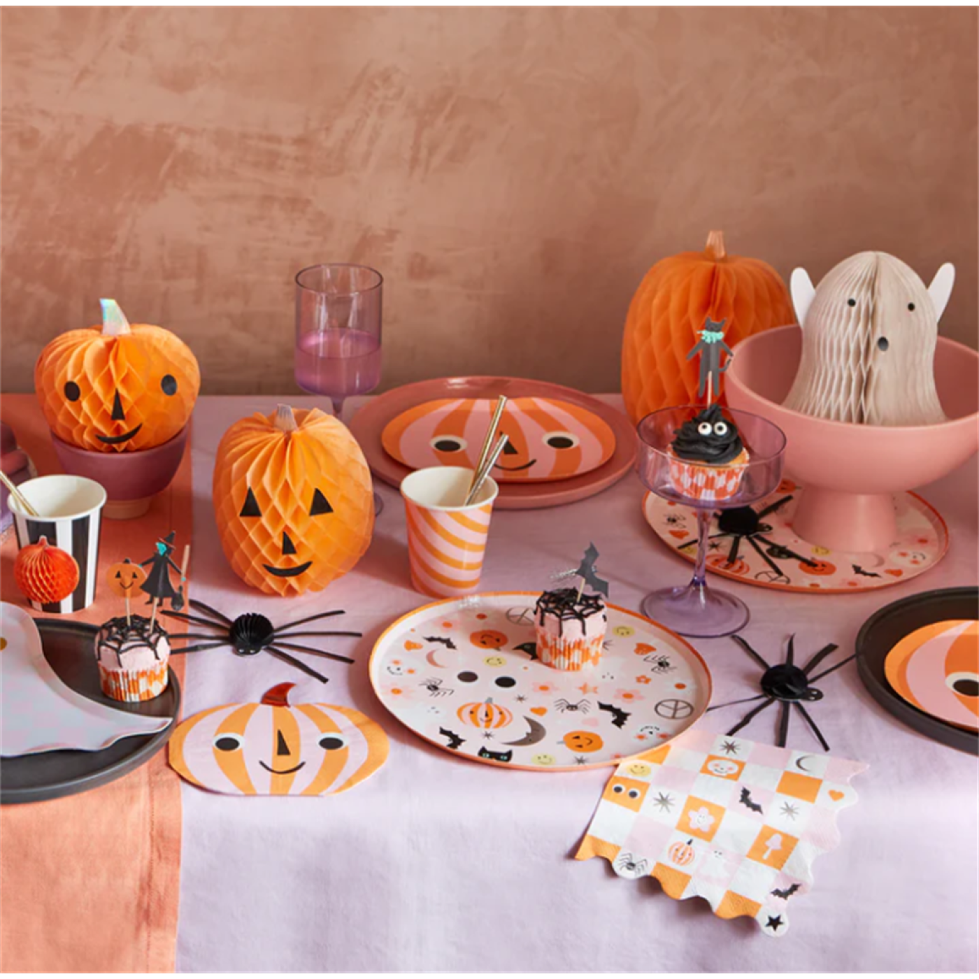 Meri Meri Meri Meri - Groovy Halloween Icon Dinner Plates - Cadılar Bayramı Karakterli Tabaklar (L) (8'li) - Halloween Görseli