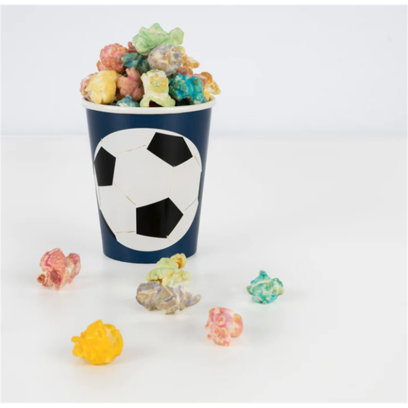Meri Meri Meri Meri - Soccer Cups - Futbol Bardaklar (8'li) - Doğum Günü Konseptleri Görseli