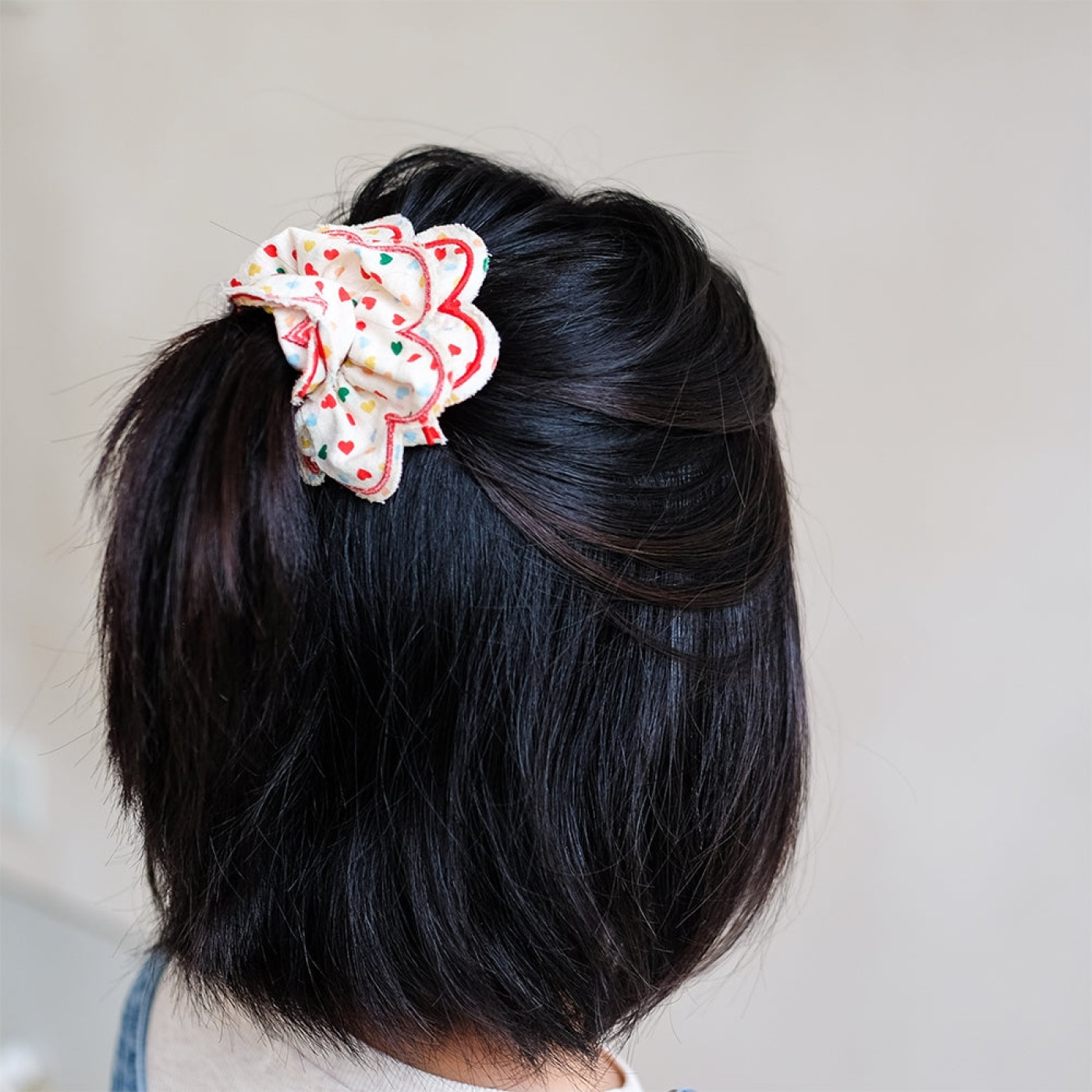 Mimi & Lula Heart Print Scalloped Scrunchie Lastik Toka675.00TL Mimi & Lula Heart Print Scalloped Scrunchie Lastik Toka675.00TL