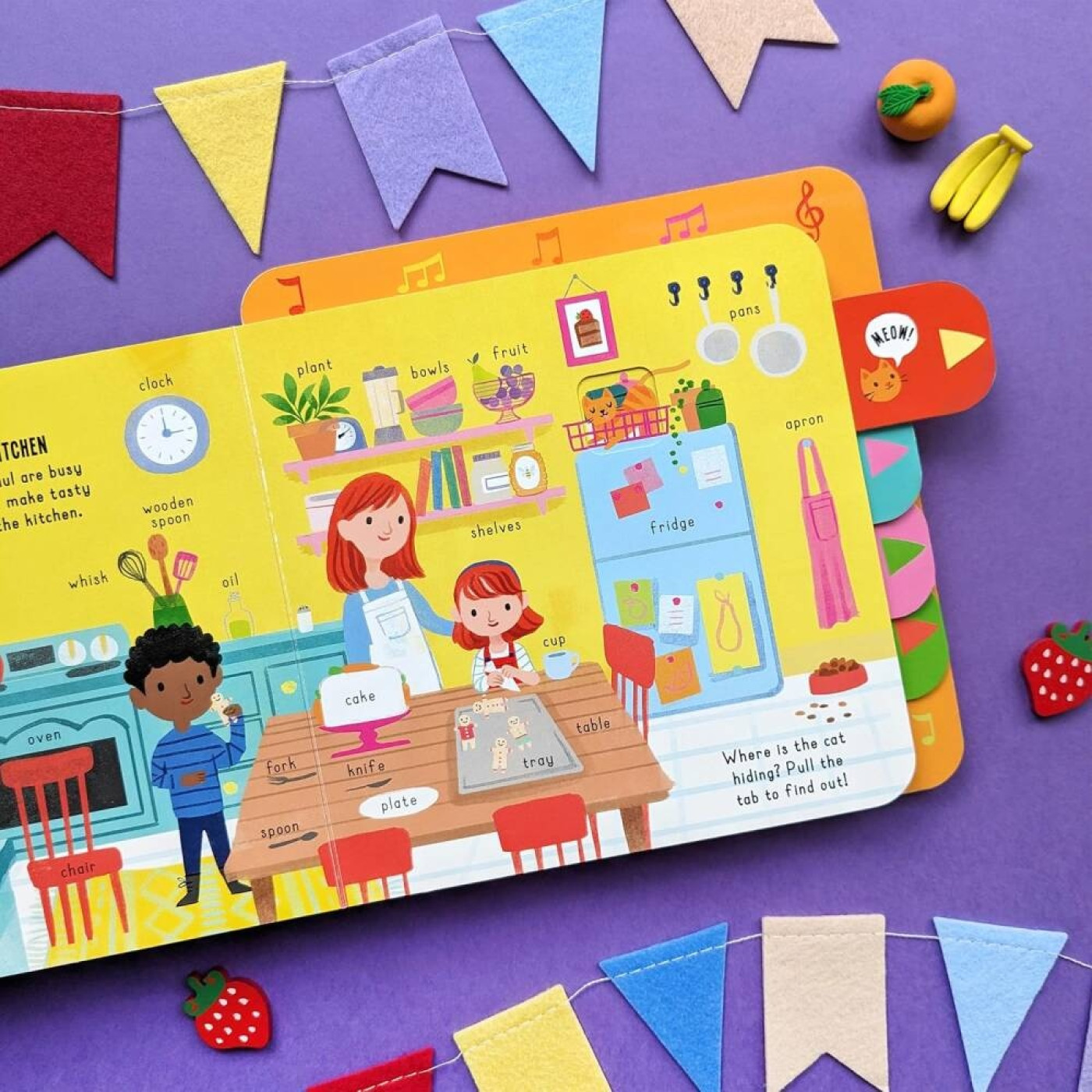 At Home (Pull-Tab Sound Book) - 9781835091999 - 9781835091999