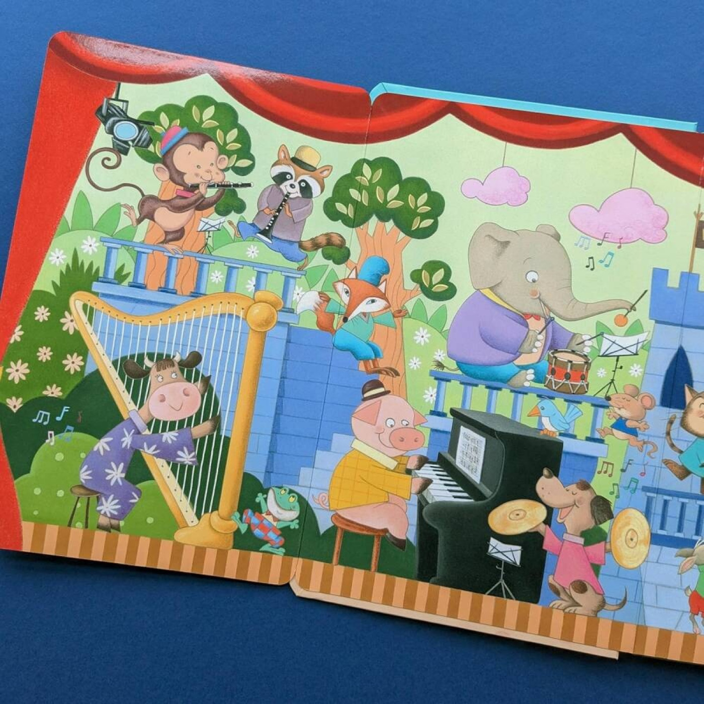 My Busy World of Instruments (50 Button Sound Book) - 9781839238291 - 9781839238291