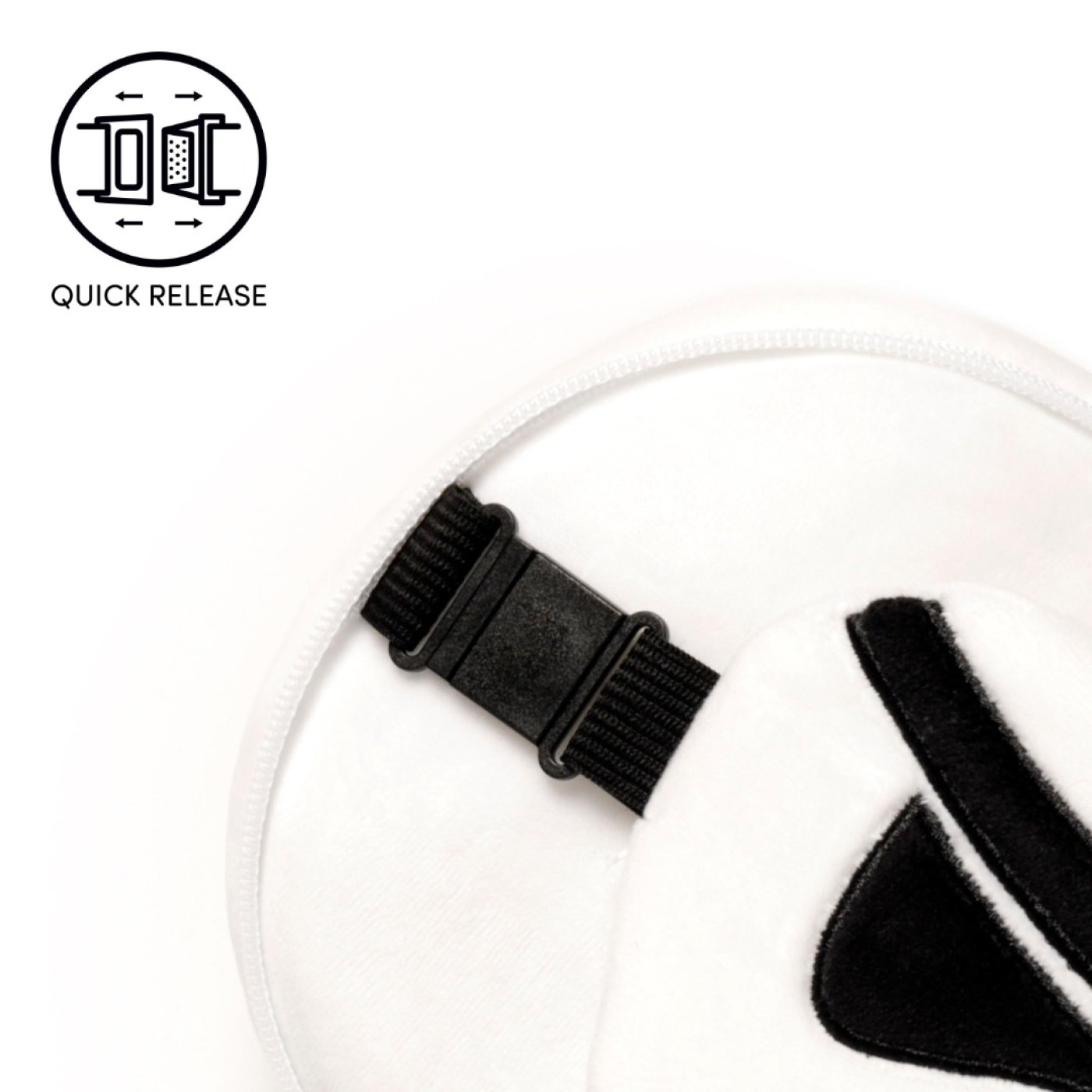 Relaxeazzz The Original Stormtrooper Shaped Seyahat Yastığı ve Göz Bandı - 5055071759697 - 5055071759697