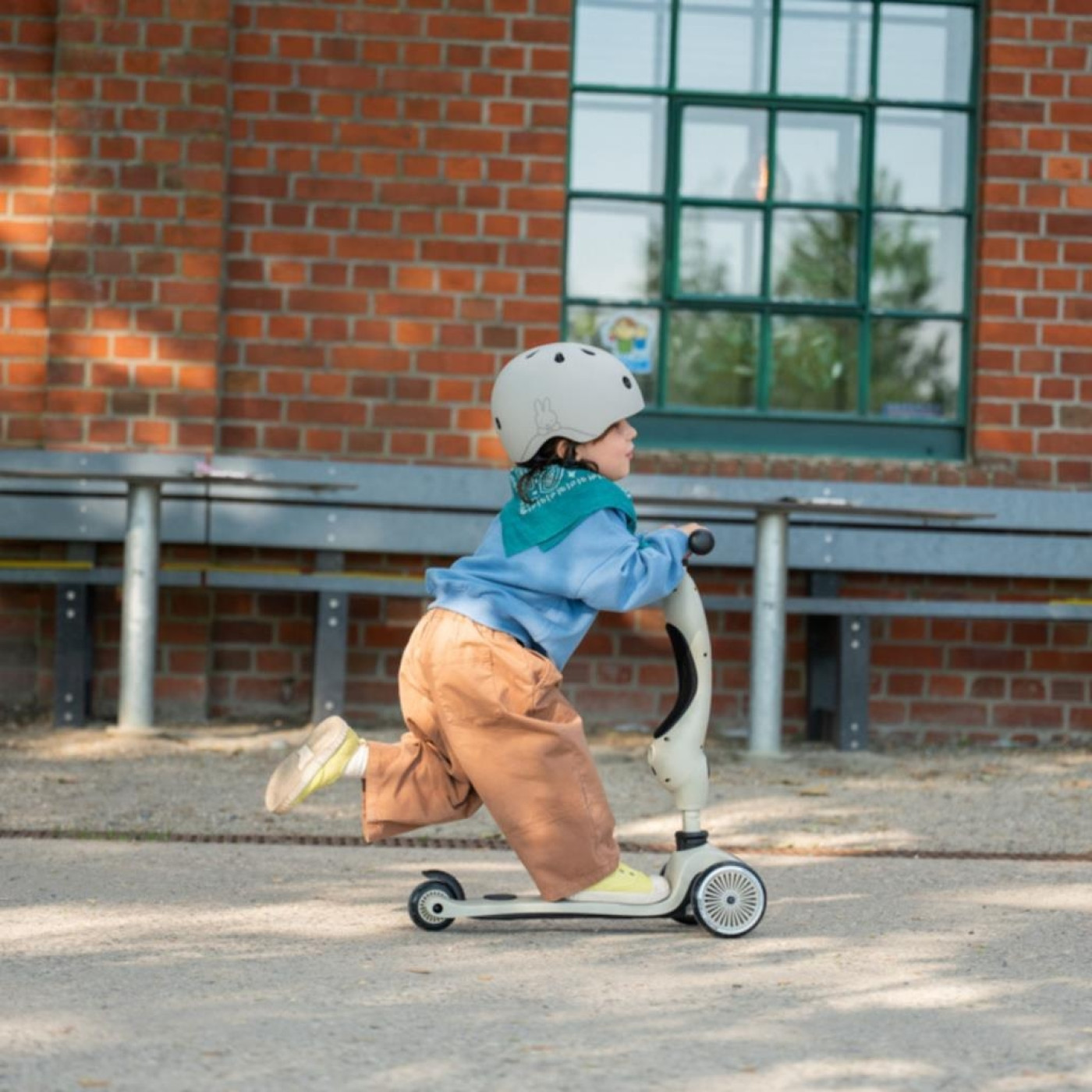 Scoot and Ride Push and Go Ebeveyn Kontrollü Çocuk Scooter Scoot and Ride Push and Go Ebeveyn Kontrollü Çocuk Scooter