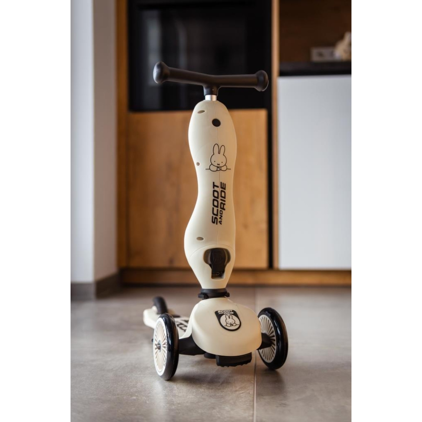 Scoot and Ride Push and Go Ebeveyn Kontrollü Çocuk Scooter Scoot and Ride Push and Go Ebeveyn Kontrollü Çocuk Scooter