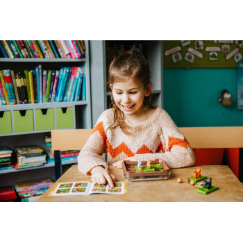 Squirrels Go Nuts Squirrels Go Nuts