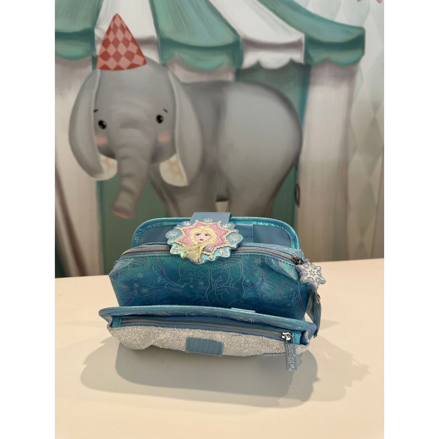 Smiggle – Disney'in Karlar Ülkesi Elsa Kalem Kutusu - 9332934252387 - 9332934252387
