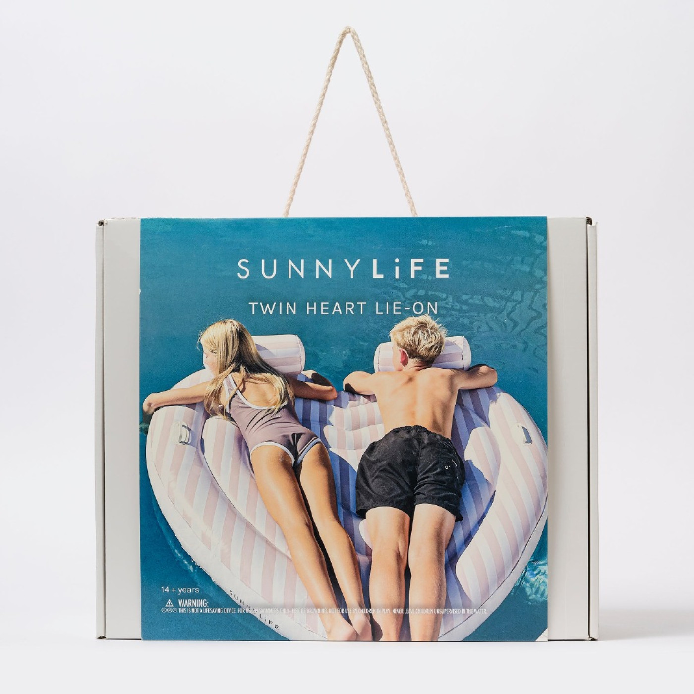 Sunnylife - Çift Kişilik Kalpli Havuz Yatağı Simidi Sunnylife - Çift Kişilik Kalpli Havuz Yatağı Simidi