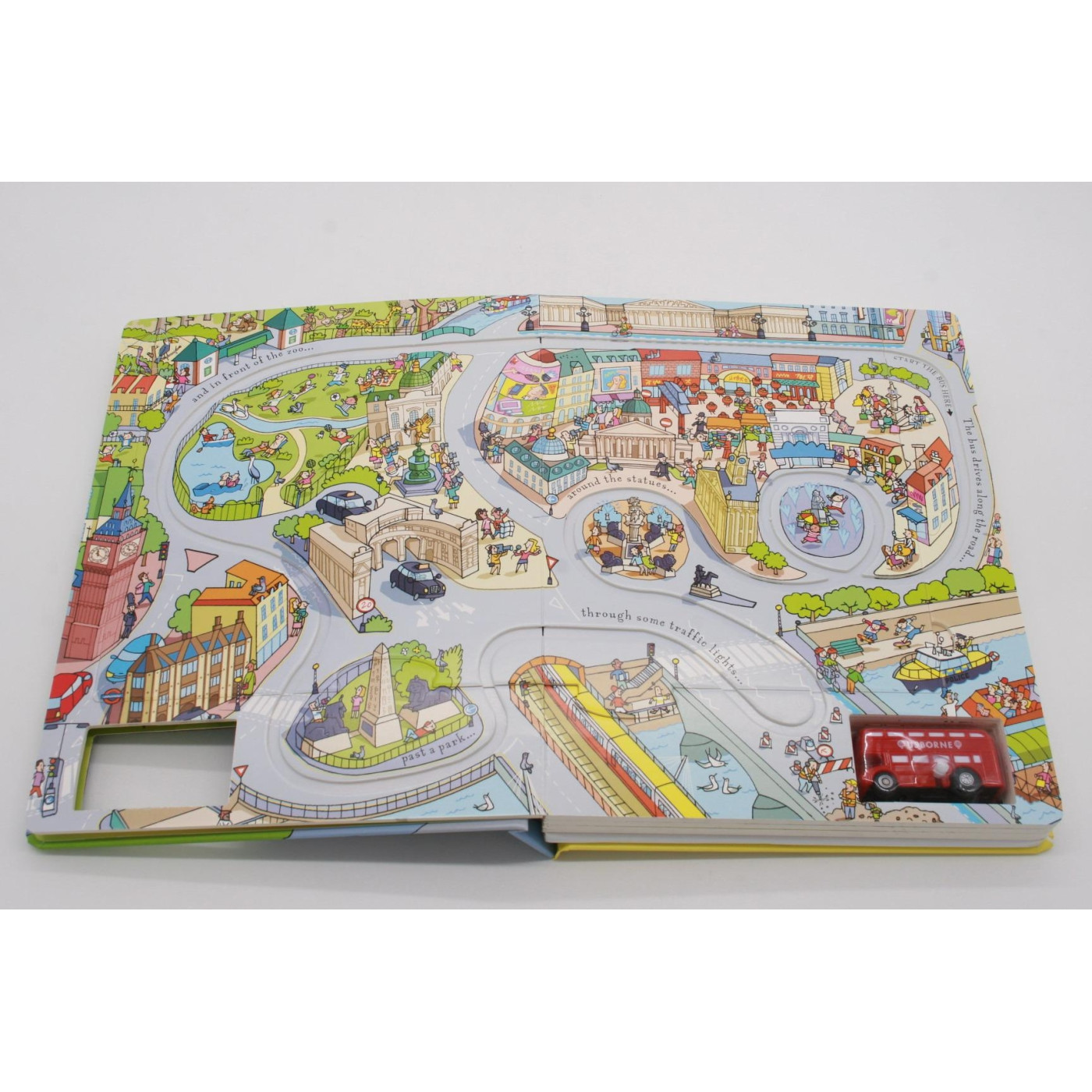 Usborne Usborne - Wind-Up: Bus - 2.000,00TL TL - Kikis Corner Usborne - Wind-Up: Bus - Sesli, Kaydırmalı ve 3D Kitaplar Görseli